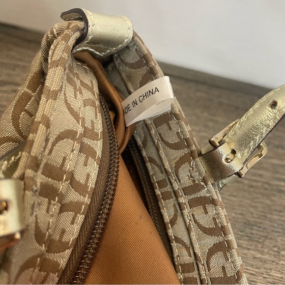 Fossil Vintage Brown Shoulder Bag. Hobo style. Pre-owned. Great condition. - Picture 12 of 15